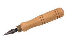 Шабер трёхгранный на деревянной ручке
